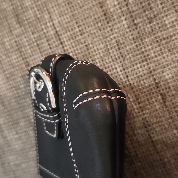 Coach Soho Legacy Wristlet Vintage Black Leather W/Bold Stitching EUC - Picture 12 of 16